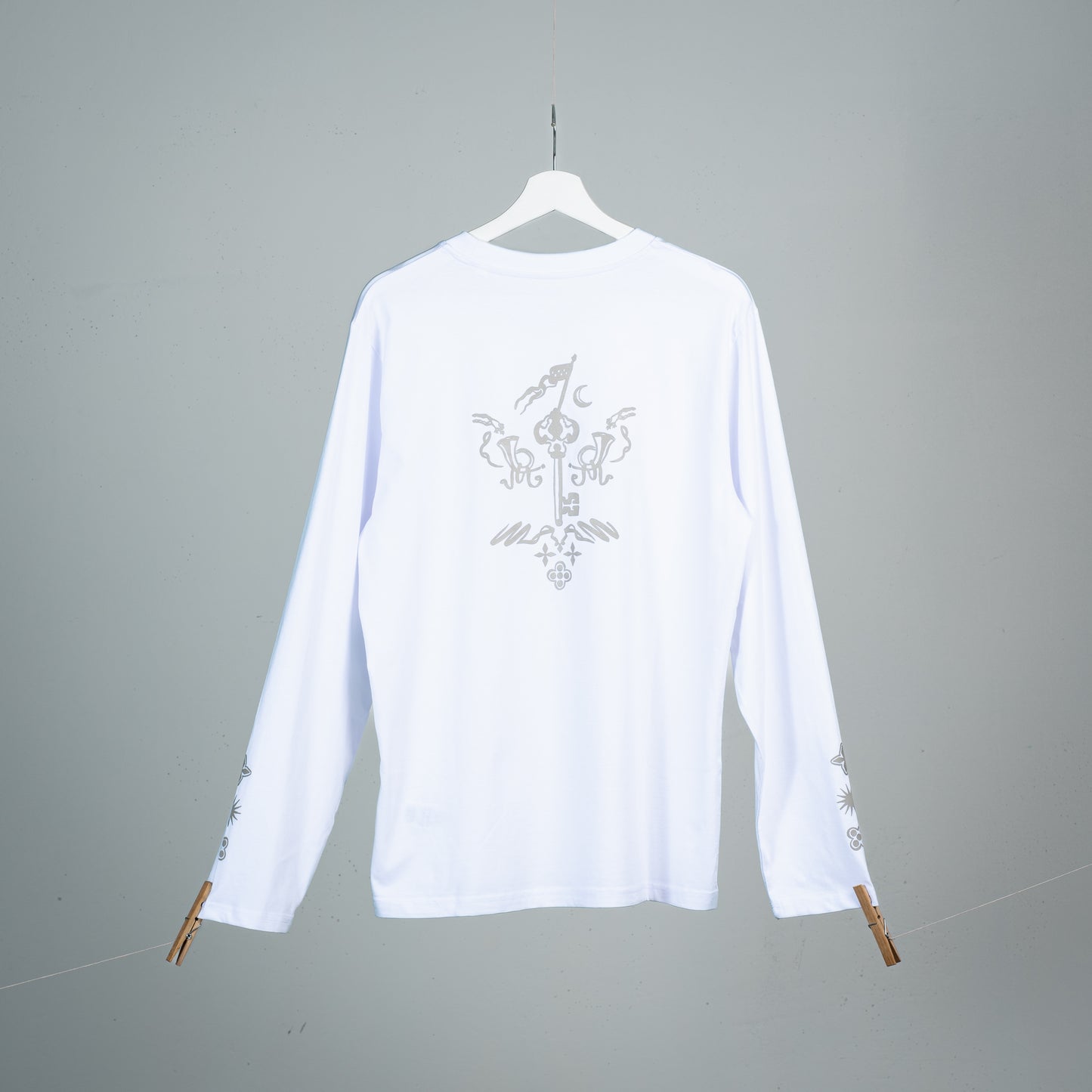 "Keys to the grey house" long sleeve