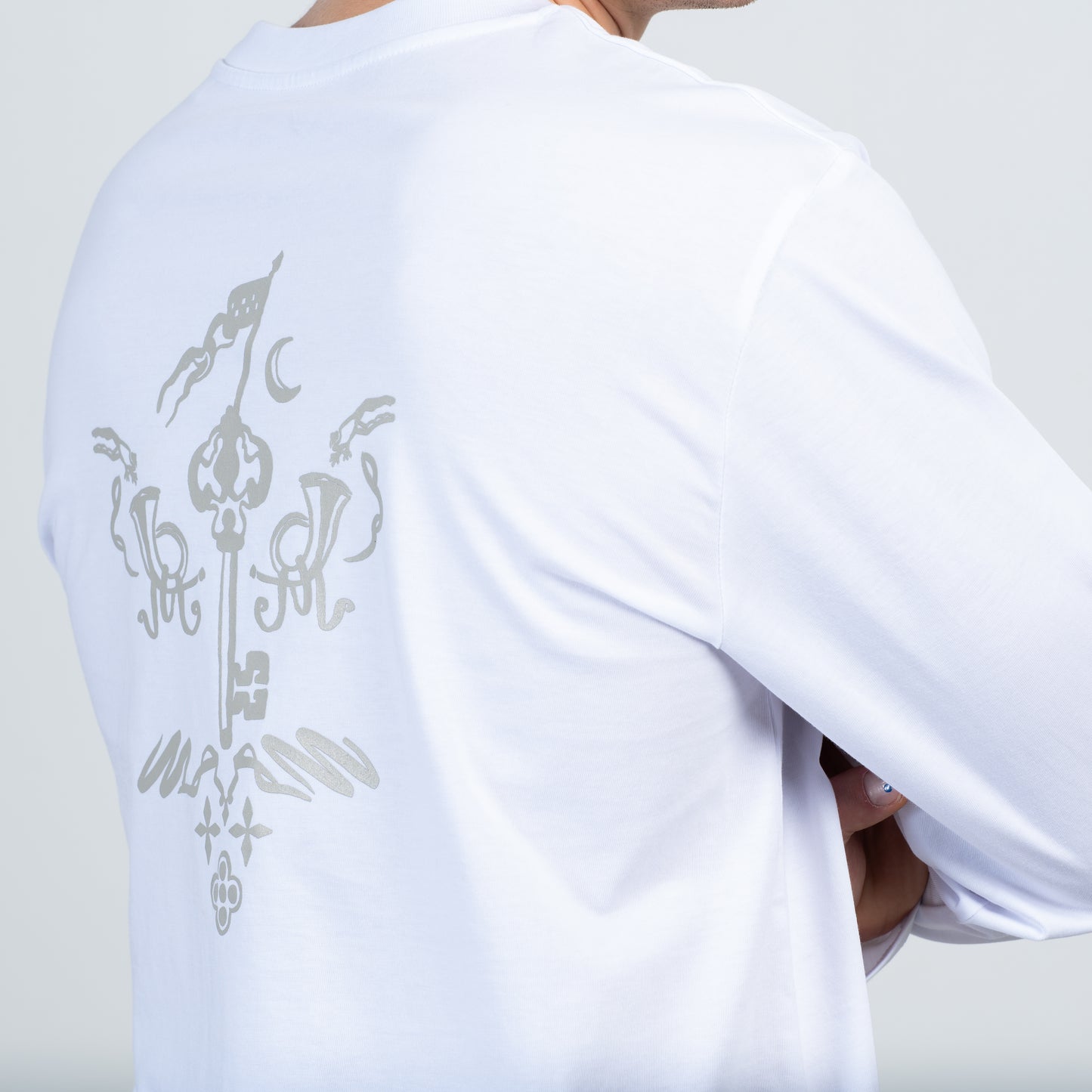 "Keys to the grey house" long sleeve