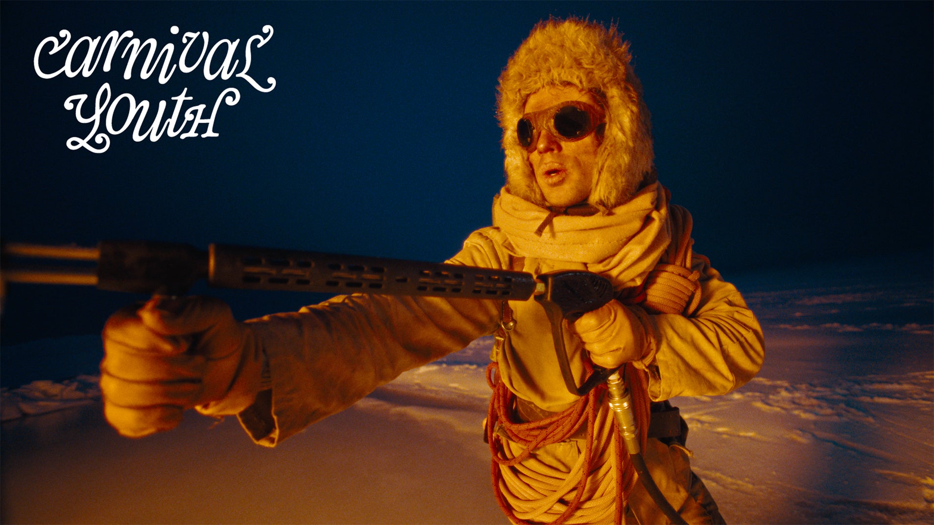 Load video: Carnival Youth, Julianna - Mīnas